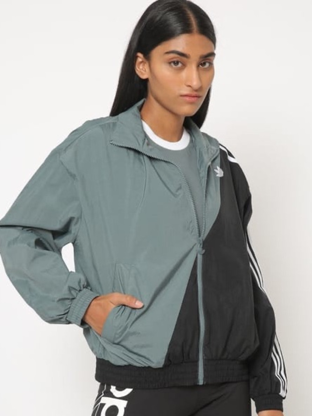 Adidas Women’s JAPONA Windbreaker XS - Picture 2 of 7